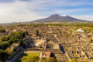 Go on a day trip to Pompeii from Sorrento