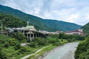 Explore Unazuki Onsen on a day trip