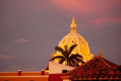 See the sites on a panoramic tour in Cartagena city