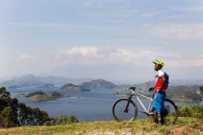 Explore Lake Mutanda by mountain bike 
