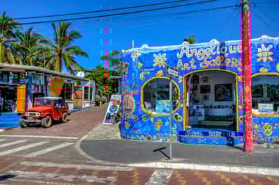 Wander through the streets of Puerto Ayora