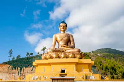 Visit the golden Shakyamuni Buddha, Thimphu