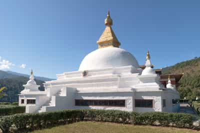 See the Sangchhen Dorji Lhendrup Lhakhang Nunnery