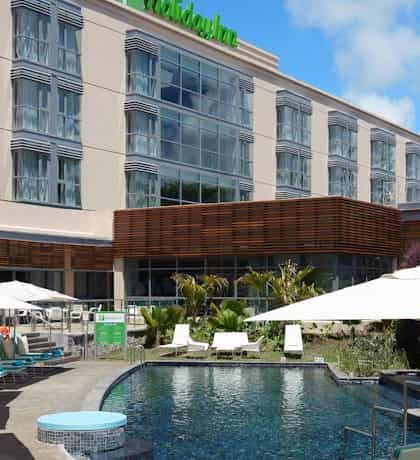 Holiday Inn Mauritius Airport, Mauritius | Timbuktu Travel