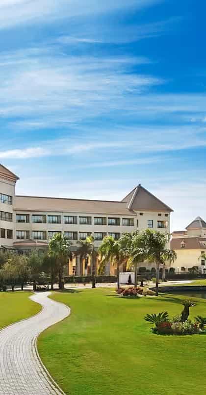 Hilton Pyramids Golf, Cairo | Timbuktu Travel