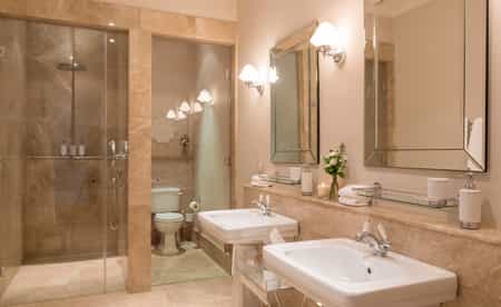 Classic Room Bathroom