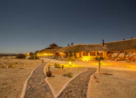 Night time atmosphere at Canoyn Village