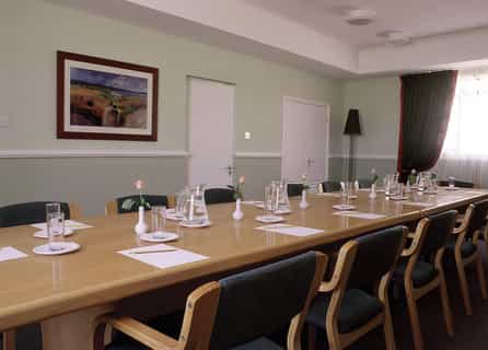 For smaller conferences, the hotel provides excellent value for money with the executive boardroom.   Able to provide seating for up to 20 people, the room is available for meetings, conferences, training seminars and client presentations.