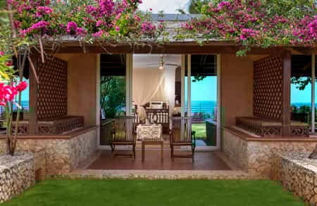 Every Deluxe Room has a beautiful sea view. 