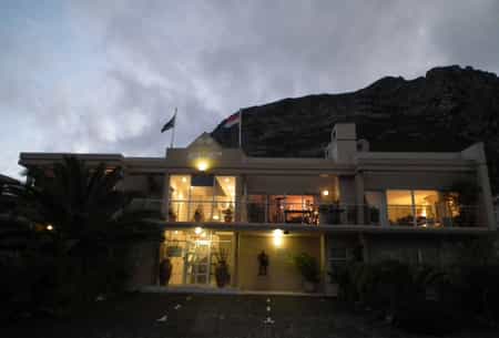 Poised against the mountain with beautiful sea views in the quiet suburb or Voelklip in Hermanus