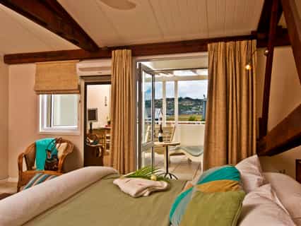 5B - African Earth Loft