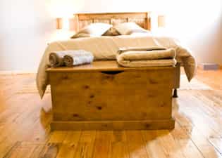 double chalet bed