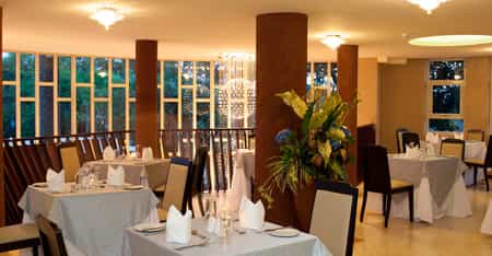 Lake Heights Hotel - Restaurant