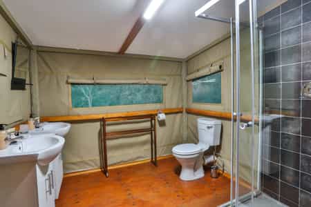 Safari Tent bathroom 