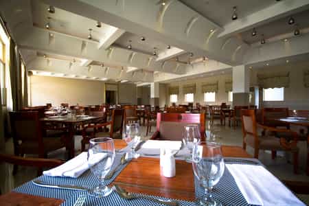 Open for breakfast, lunch and Dinner