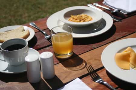 At Glen Lorne Lodge you can choose to have your breakfast in our beautiful Garden