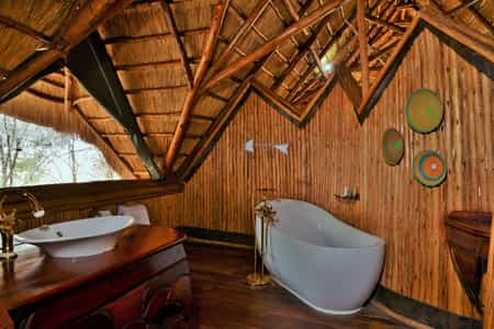 Luxurious en-suite bathroom