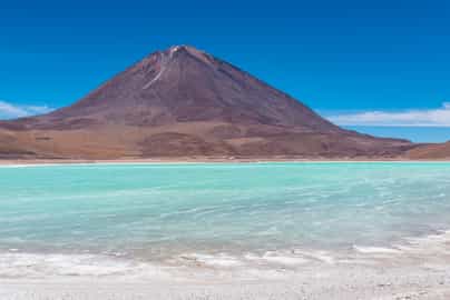 Visit the Green Lagoon in Altiplano